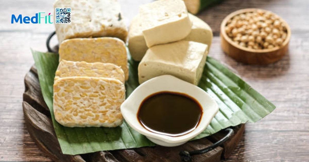 Ăn nhiều đạm có béo không? Giải mã cách ăn giúp giảm cân hiệu quả 7 Đậu phụ, tempeh là nguồn protein thực vật dồi dào, ít calo và phù hợp với cả chế độ ăn chay