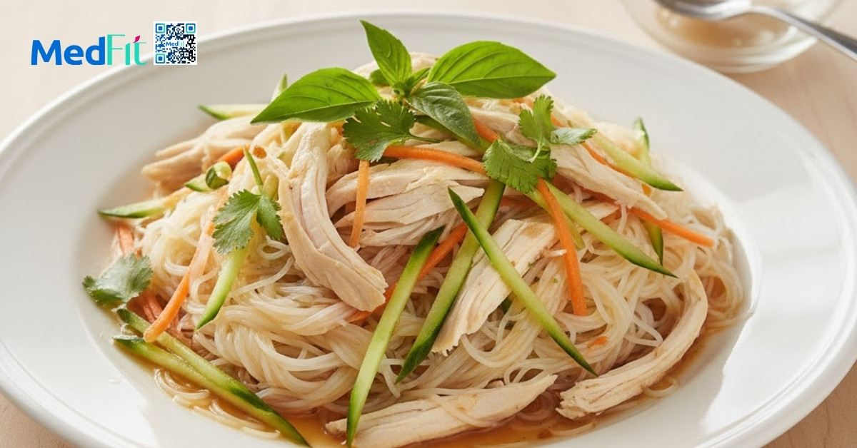 Ăn miến có giúp giảm cân không? Gợi ý thực đơn giảm cân 3 ngày với miến 3 Miến trộn ức gà và rau củ