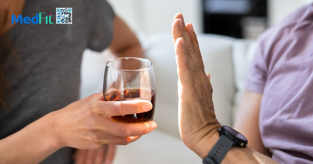 Mức tiêu thụ cồn an toàn nhất về mặt y tế là 0g ethanol/ngày