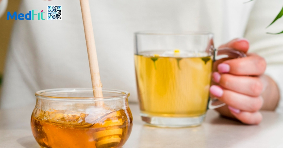 Có nên uống mật ong trước khi ngủ để giảm cân? 2 Có nên uống mật ong trước khi ngủ để giảm cân? 1