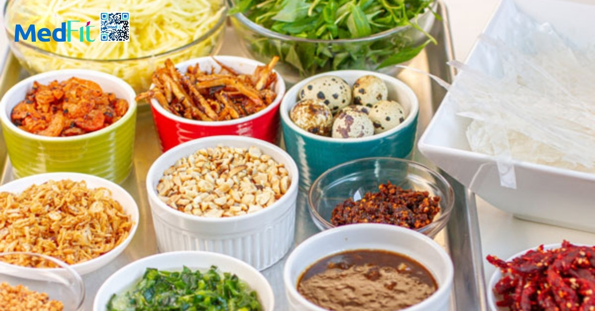 Bánh tráng trộn bao nhiêu calo? Vì sao ăn ít vẫn dễ dư năng lượng? 7 Bánh tráng trộn bao nhiêu calo? Vì sao ăn ít vẫn dễ dư năng lượng? 6