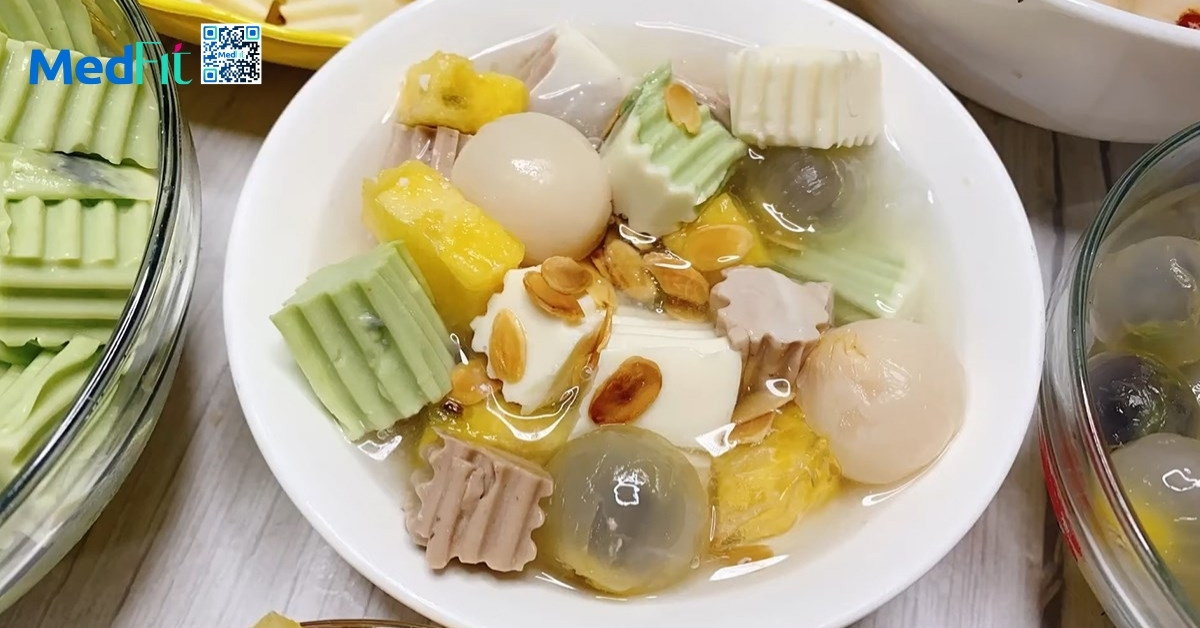 Chè khúc bạch bao nhiêu calo? Gợi ý phiên bản ít calo cho người giảm cân 2 Chè khúc bạch bao nhiêu calo? Gợi ý phiên bản ít calo cho người giảm cân 1